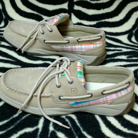 Sperry Topsiders NEW - Picture 3 of 4